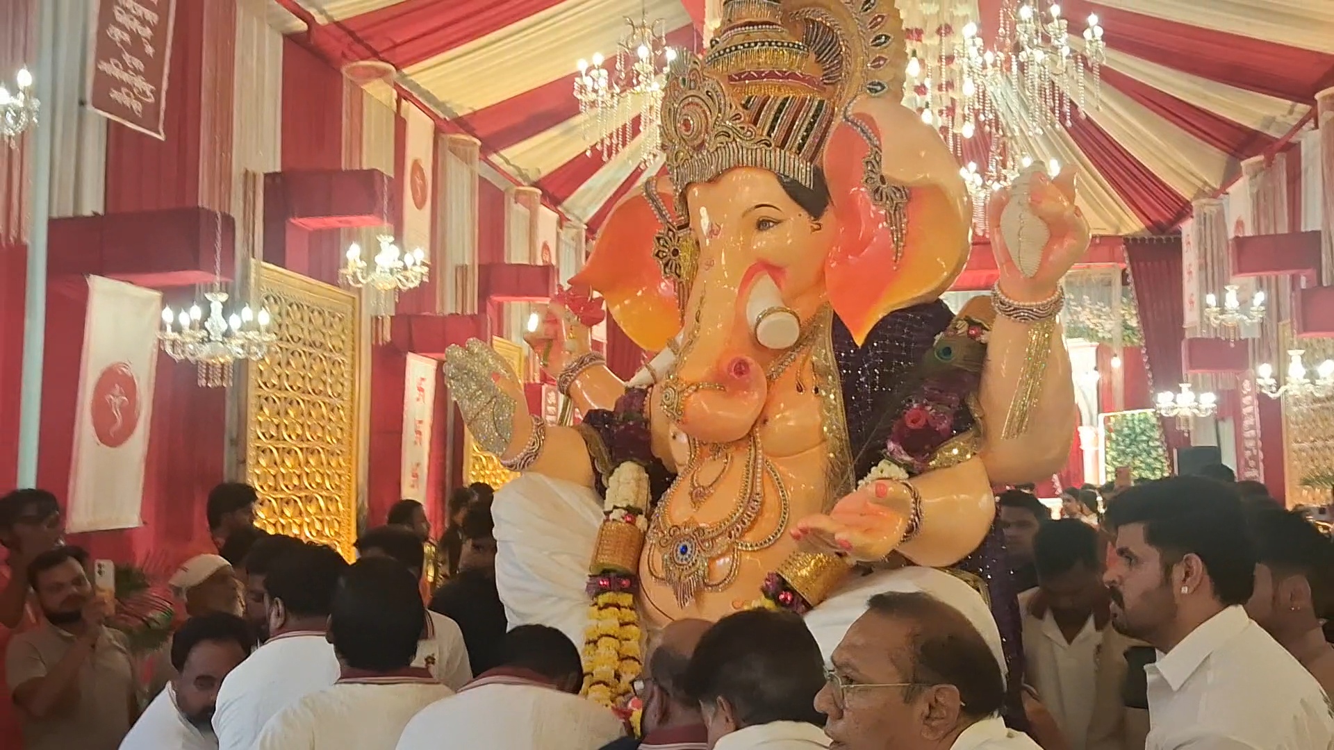 रामवाडी मित्र मंडळाच्या सात दिवसांच्या गणरायाला भावपूर्ण निरोप!